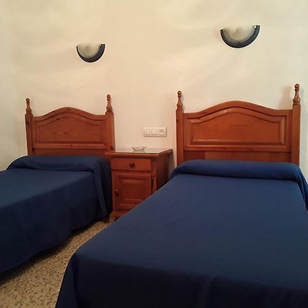 Hostal Miguel Калахонда Екстериор снимка